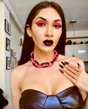 Load image into Gallery viewer, Two-toned Acrylic Chain Choker/Necklace
