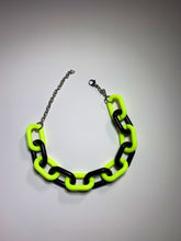 Load image into Gallery viewer, Two-toned Acrylic Chain Choker/Necklace
