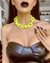 Load image into Gallery viewer, Solid Color Acrylic Chain Choker/Necklace
